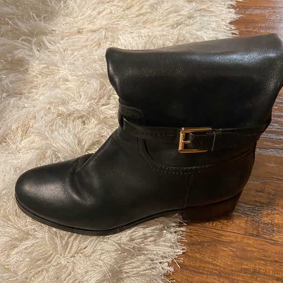 🤩Michael Kors boots🤩 accepting offers ‼️ - Picture 6 of 12